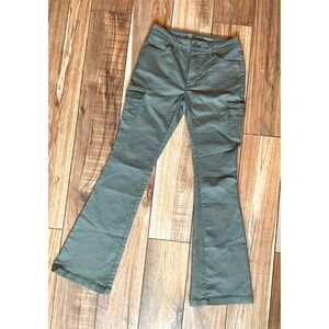Cargo Flared Jeans